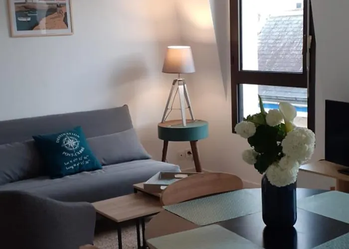 Appartement Terrasse Au Coeur De Pont L\'Abbe